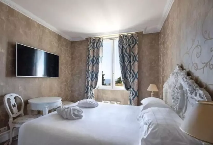 Fotos del hotel Hôtel Château De La Tour:  18