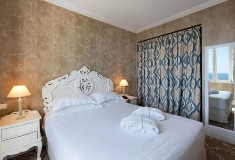 Fotos del hotel Hôtel Château De La Tour:  15