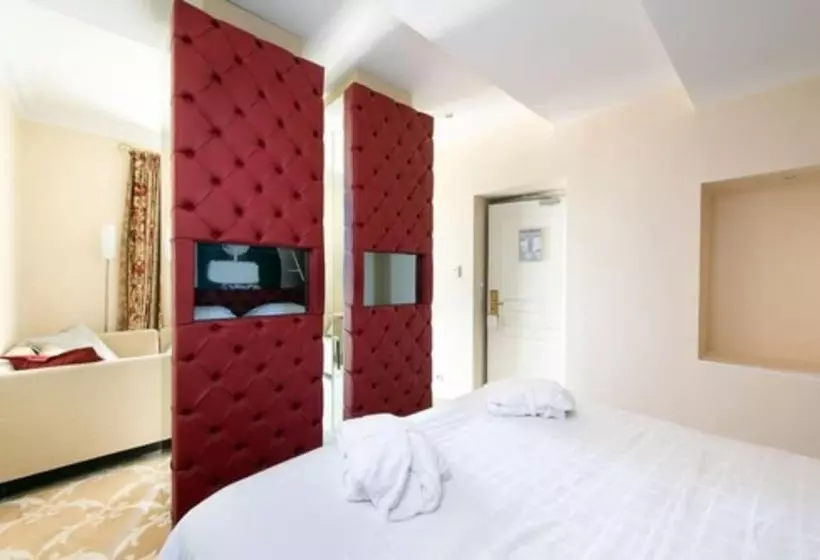 Fotos del hotel Hôtel Château De La Tour:  12