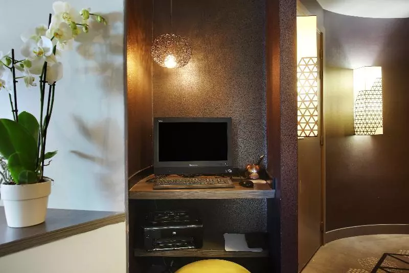 Fotos del hotel Eiffel Capitol:  6