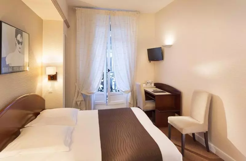 Fotos del hotel Excelsior Opera:  15