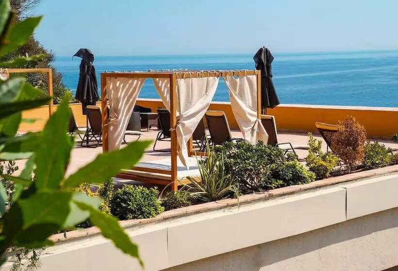 Fotos del hotel Hôtel La Pérouse Nice Baie Des Anges:  3