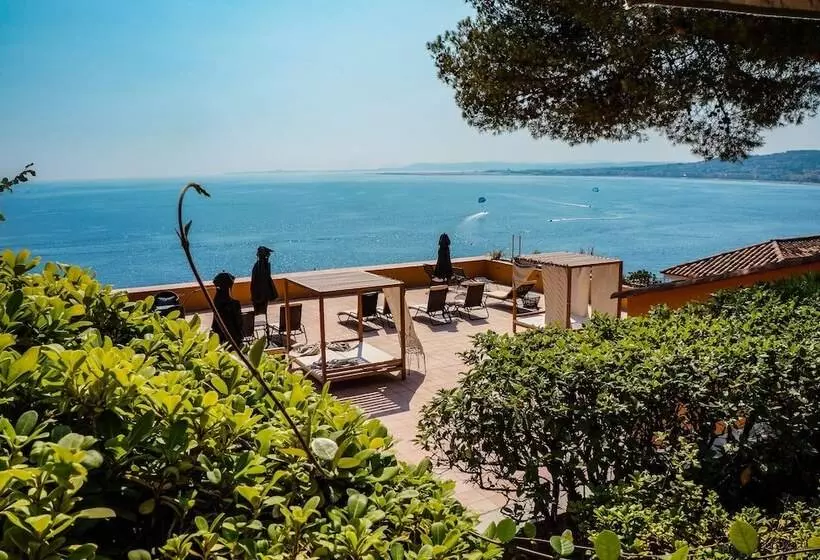 Fotos del hotel Hôtel La Pérouse Nice Baie Des Anges:  19