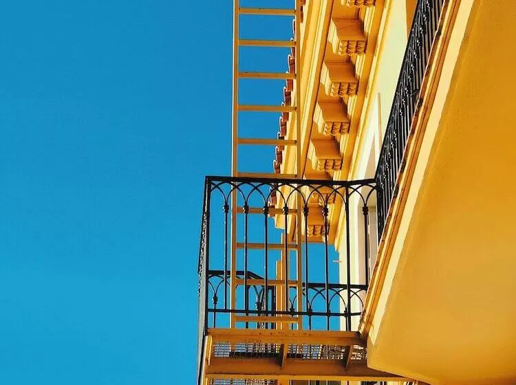 Fotos del hotel Hôtel La Pérouse Nice Baie Des Anges:  24