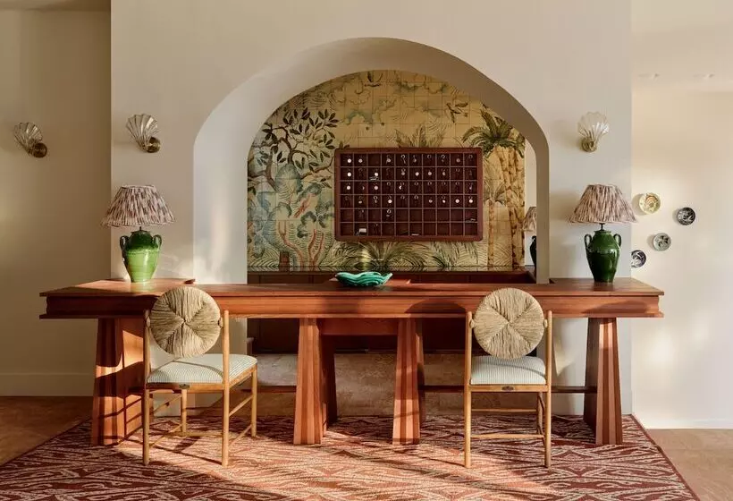 Fotos del hotel Hôtel La Pérouse Nice Baie Des Anges:  4