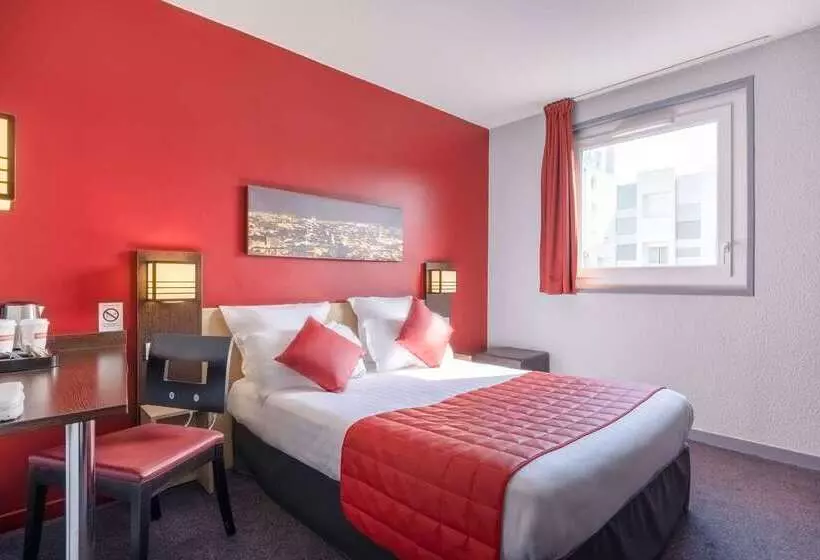 Fotos del hotel Comfort Hotel Clermont Saint Jacques:  5