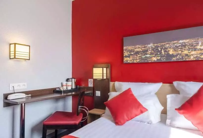 Fotos del hotel Comfort Hotel Clermont Saint Jacques:  8