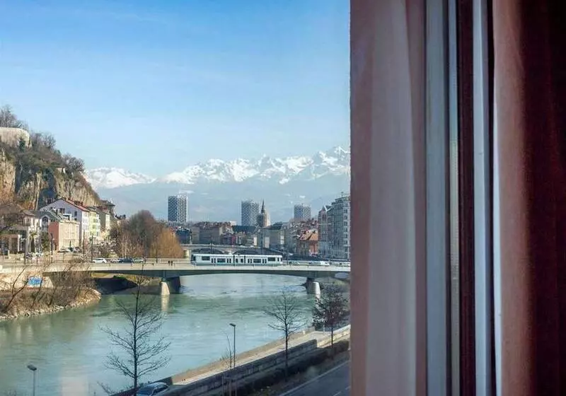 Fotos del hotel Ibis Grenoble Gare:  4