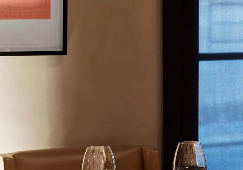 Fotos del hotel Le Metropolitan, A Tribute Portfolio Hotel, Paris:  14