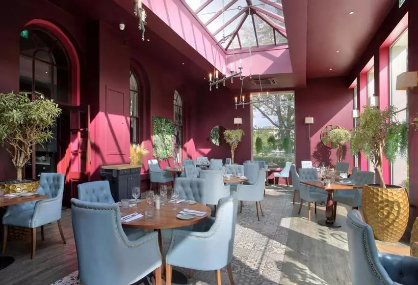 Fotos del hotel Queens Hotel Cheltenham:  21