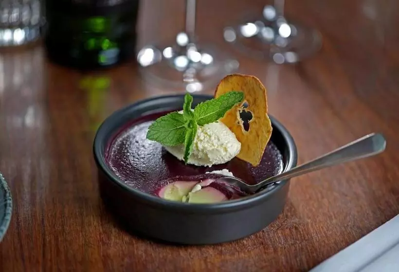 Fotos del hotel Queens Hotel Cheltenham:  19