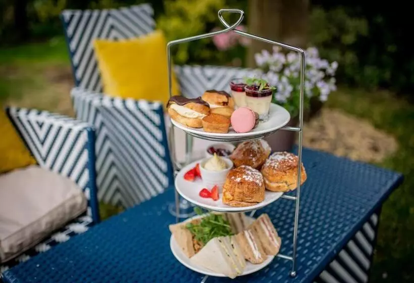 Fotos del hotel Queens Hotel Cheltenham:  20