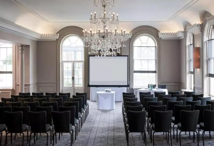 Fotos del hotel Queens Hotel Cheltenham:  6