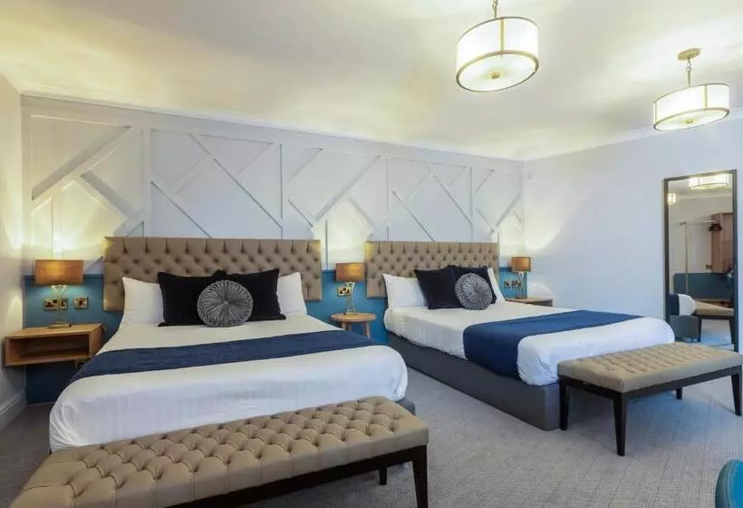 The Queen At Chester Hotel, Bw Premier Collection