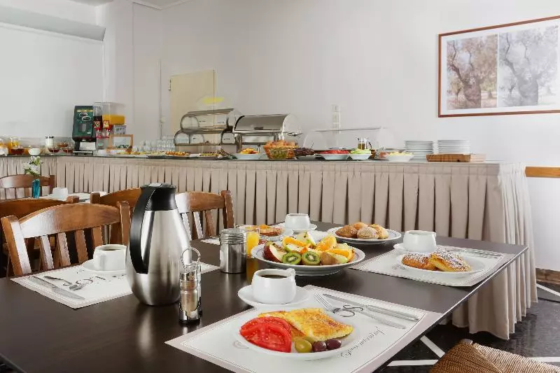 Fotos del hotel Attalos:  10