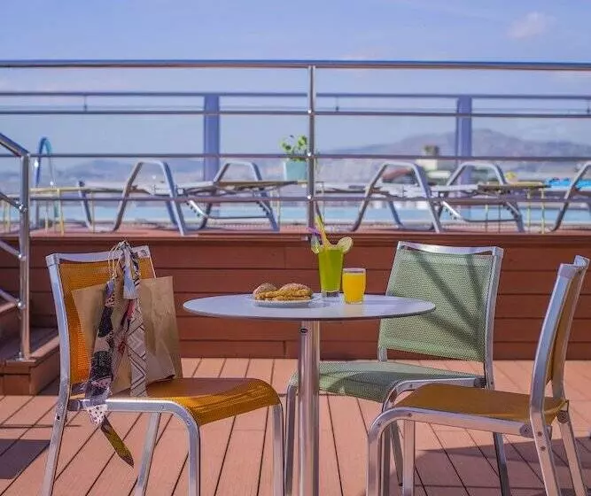 Fotos del hotel Novus City:  12