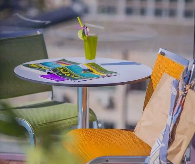 Fotos del hotel Novus City:  24