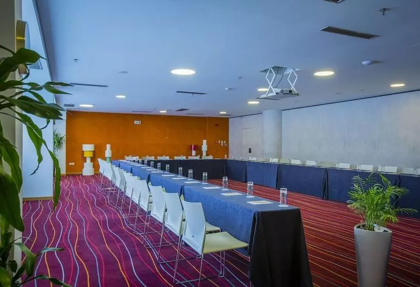 Fotos del hotel Novus City:  8