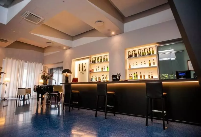 Fotos del hotel Excelsior Bari:  4