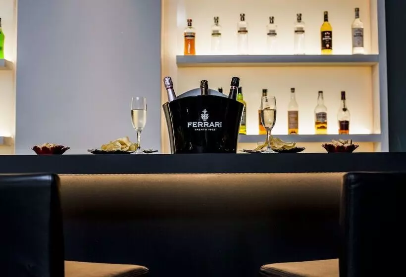 Fotos del hotel Excelsior Bari:  11