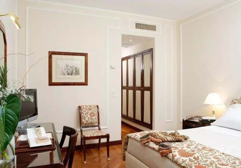 Fotos del hotel De La Ville:  11