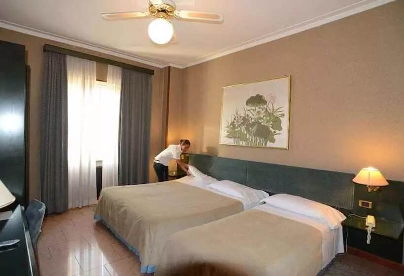 Fotos del hotel Msn  Galles:  15