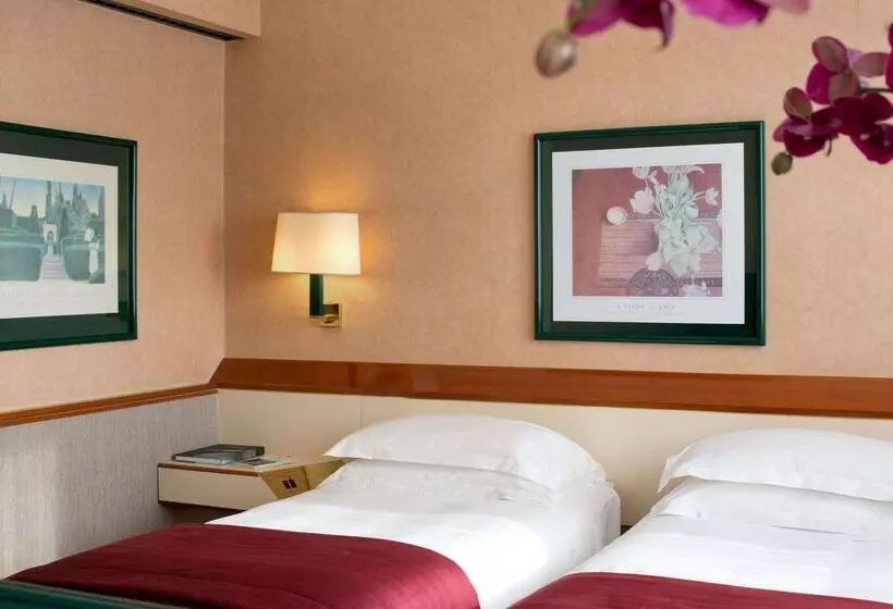 Fotos del hotel Starhotels President:  2