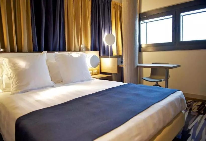 Fotos del hotel Mercure Roma Centro Colosseo:  9