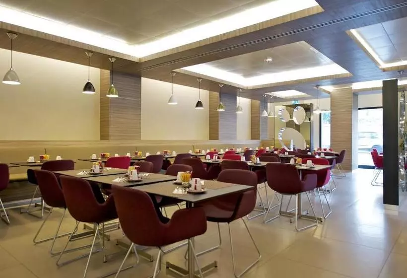 Fotos del hotel Mercure Roma Centro Colosseo:  13