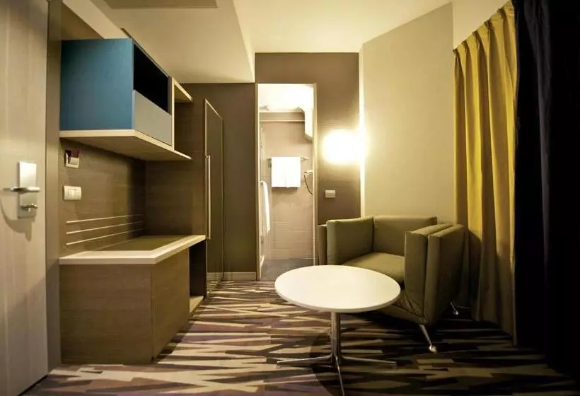 Fotos del hotel Mercure Roma Centro Colosseo:  24