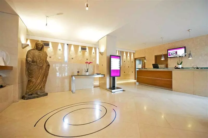 Fotos del hotel Mercure Roma Centro Colosseo:  6
