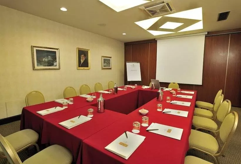 Fotos del hotel Perugia Plaza:  8