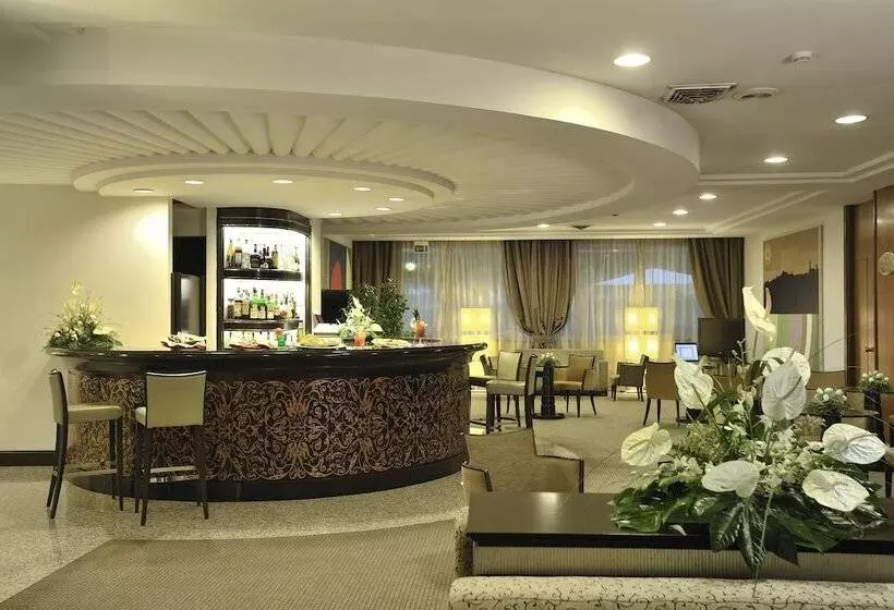 Fotos del hotel Perugia Plaza:  19