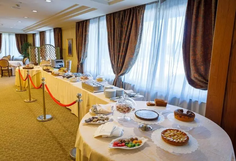 Fotos del hotel Perugia Plaza:  25