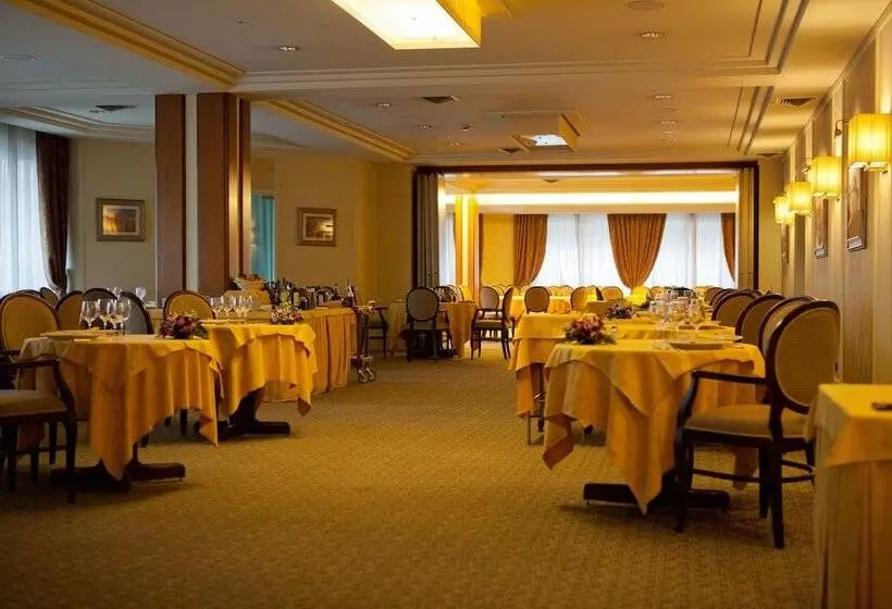 Fotos del hotel Perugia Plaza:  24