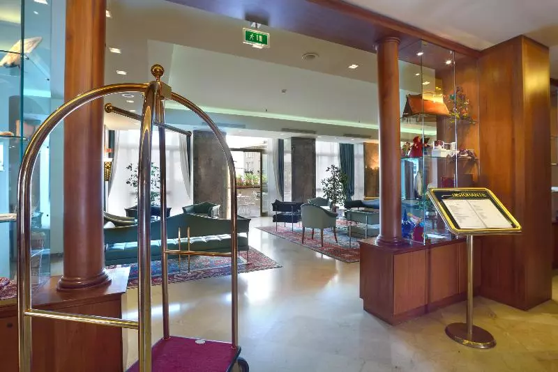 Fotos del hotel Sangallo Palace:  4