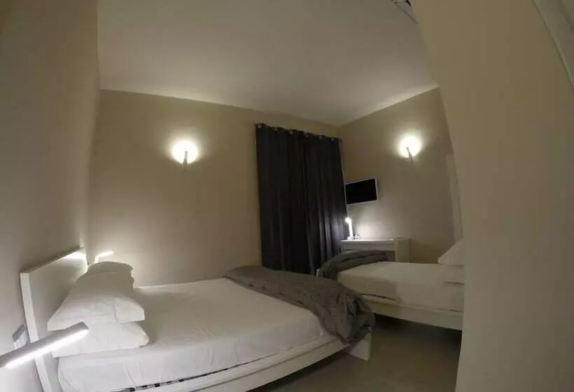 Fotos del hotel Up:  21