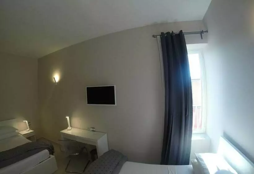 Fotos del hotel Up:  23