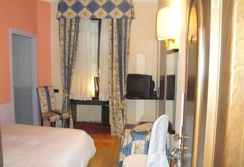 Fotos del hotel Due Mondi:  10