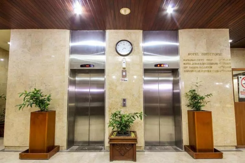Fotos del hotel Grand Menteng:  3