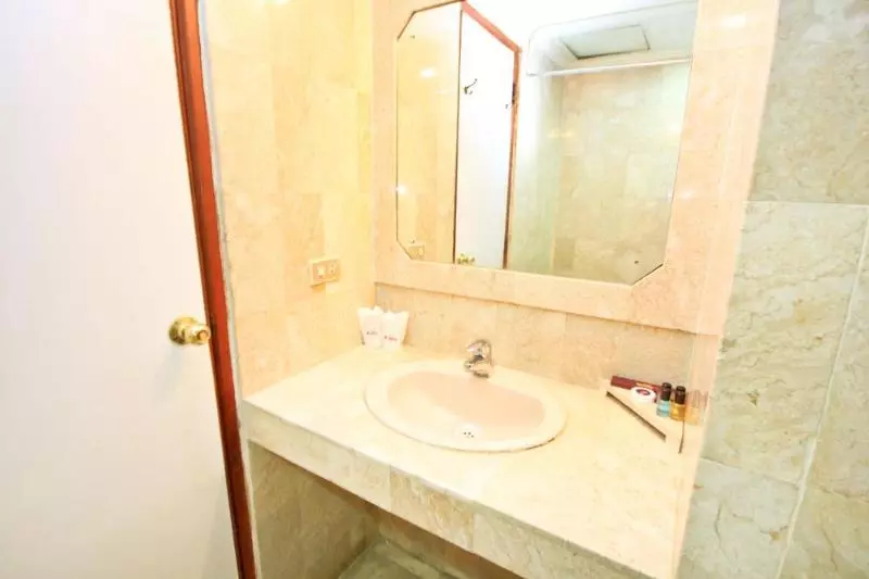 Fotos del hotel Grand Menteng:  16