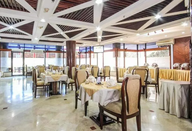 Fotos del hotel Grand Menteng:  5