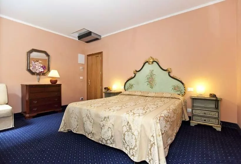 Fotos del hotel Malibran:  16