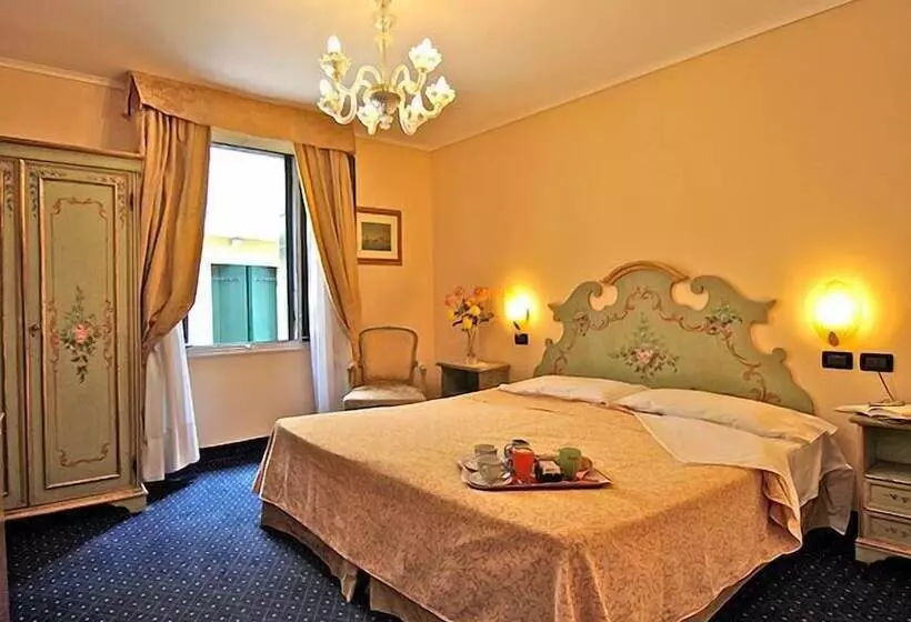 Fotos del hotel Malibran:  7