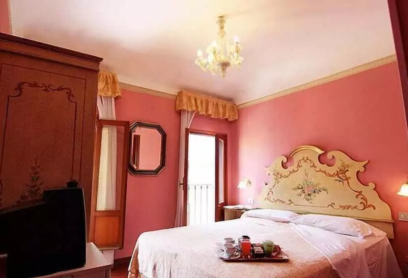 Fotos del hotel Malibran:  11