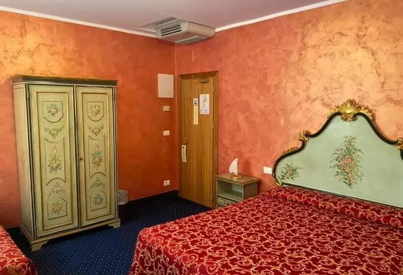 Fotos del hotel Malibran:  12