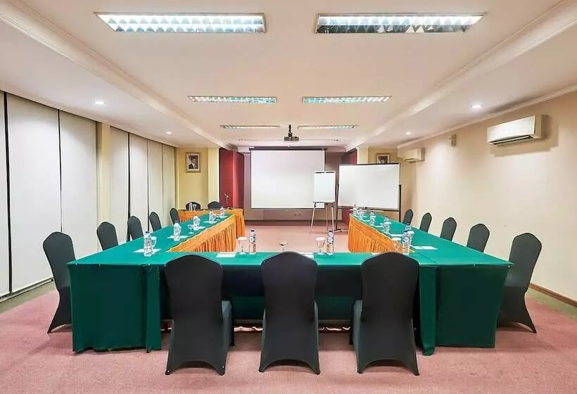 Fotos del hotel Patra Comfort Jakarta:  5