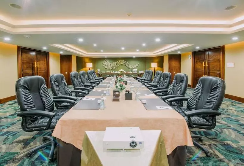 Fotos del hotel The Papandayan:  6