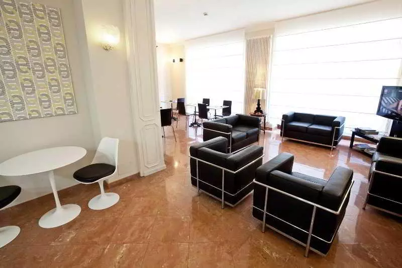 Fotos del hotel Tourist:  9