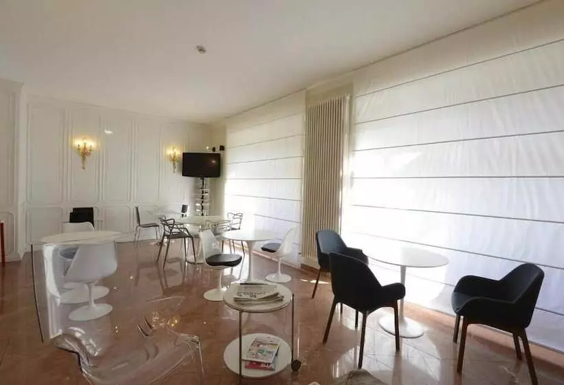 Fotos del hotel Tourist:  24